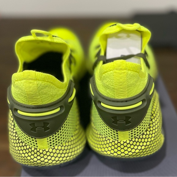 Under Armour Curry 6.5Y - Picture 4 of 5